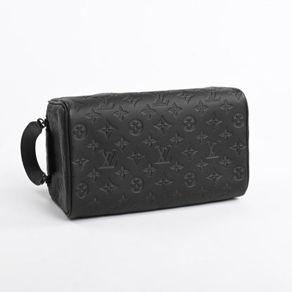 Louis Vuitton Clutch Dopp — view 5