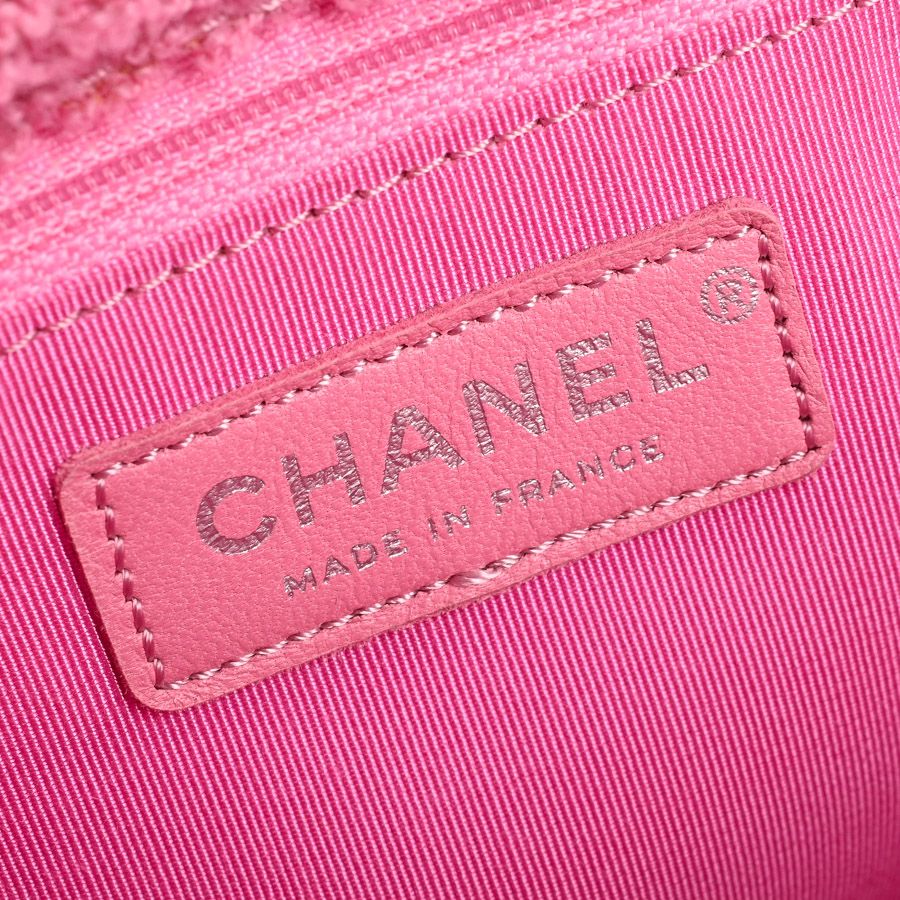 Chanel Shoulder Bag Pink — view 6