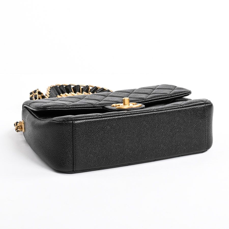 Chanel Shoulder Bag Chain — view 5