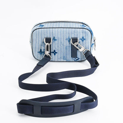 Louis Vuitton Shoulder Bag Outdoor Pochette — view 3