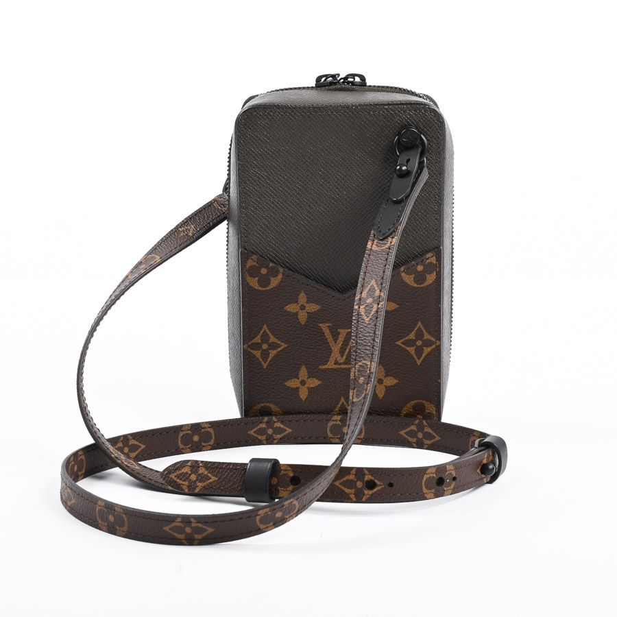 Louis Vuitton Shoulder Bag Phone — view 3
