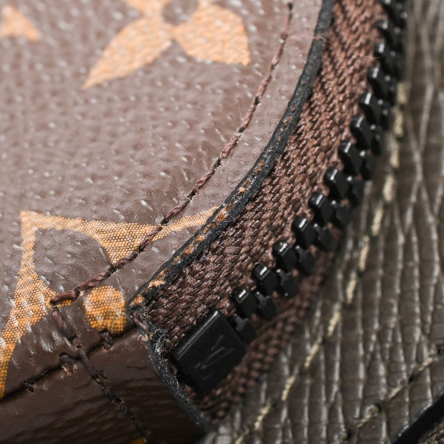 Louis Vuitton Shoulder Bag Phone — view 8