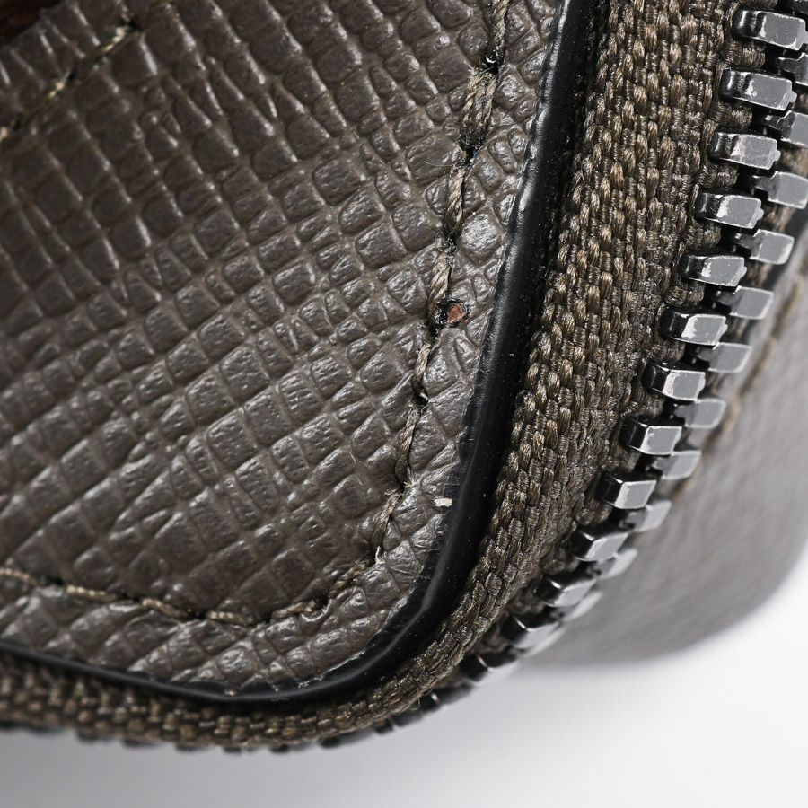 Louis Vuitton Shoulder Bag Phone — view 7