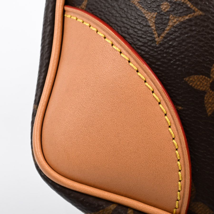 Louis Vuitton Shoulder Bag Odeon NM — view 8