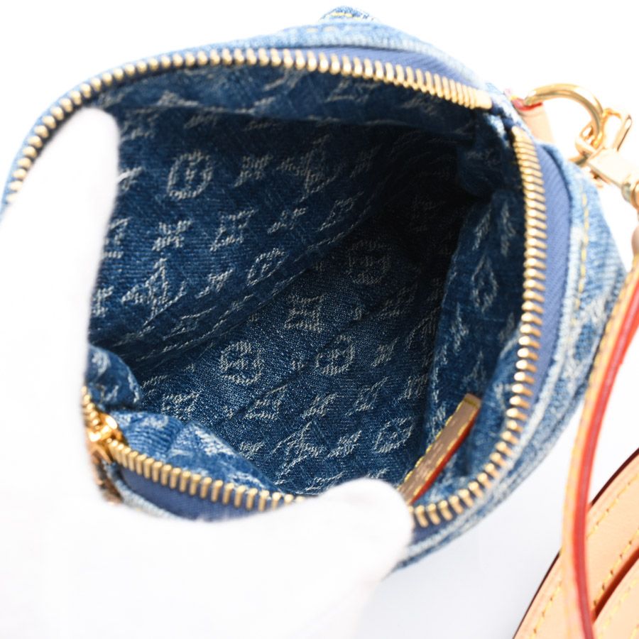 Louis Vuitton Shoulder Bag Pochette Fairfax — view 4