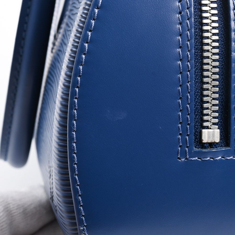 Louis Vuitton Bag Jasmine — view 9