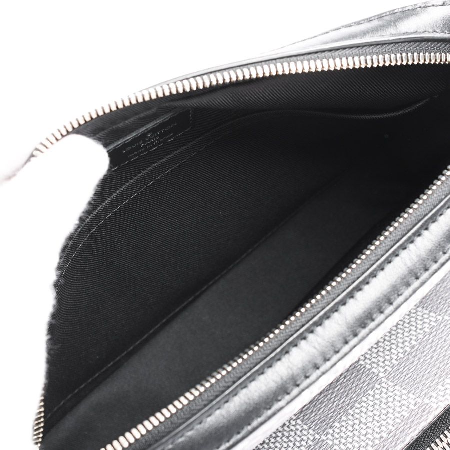 Louis Vuitton Shoulder Bag Trio Messenger — view 4