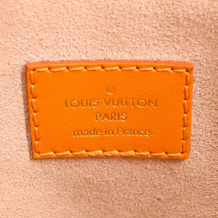 Louis Vuitton Handbag on My Side PM — view 6