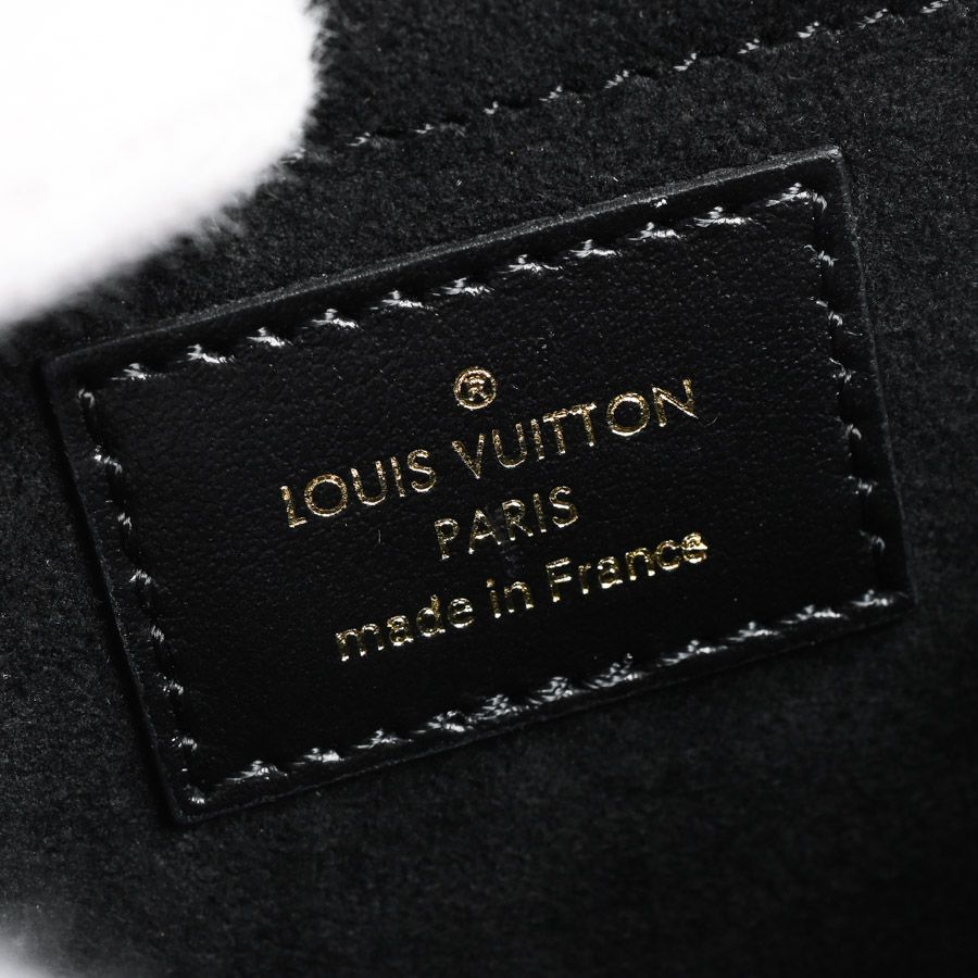 Louis Vuitton Shoulder Bag Padlock on Strap — view 6