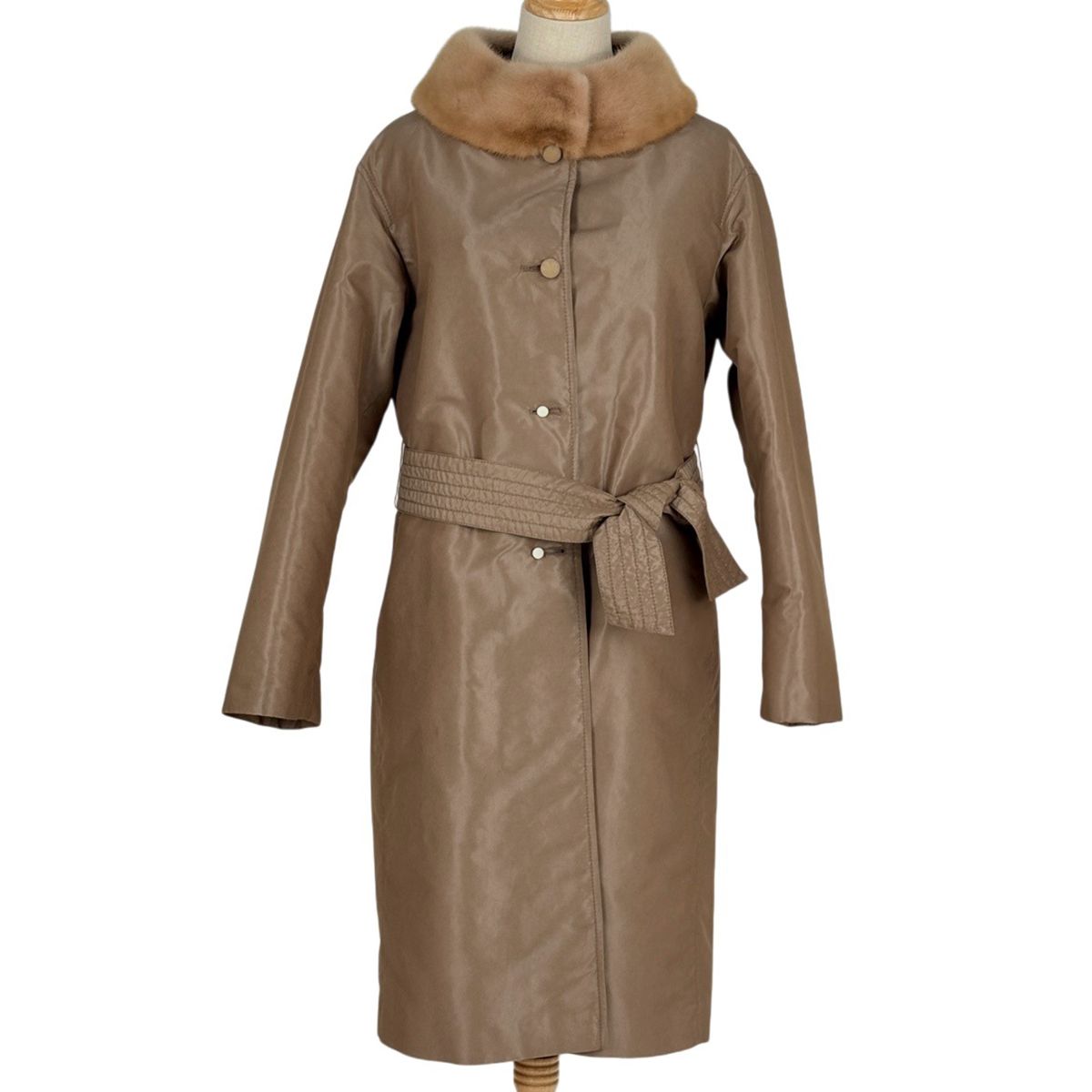 Fendi Fur Coat Fur Liner Belt Outer Polyester Fur Beige