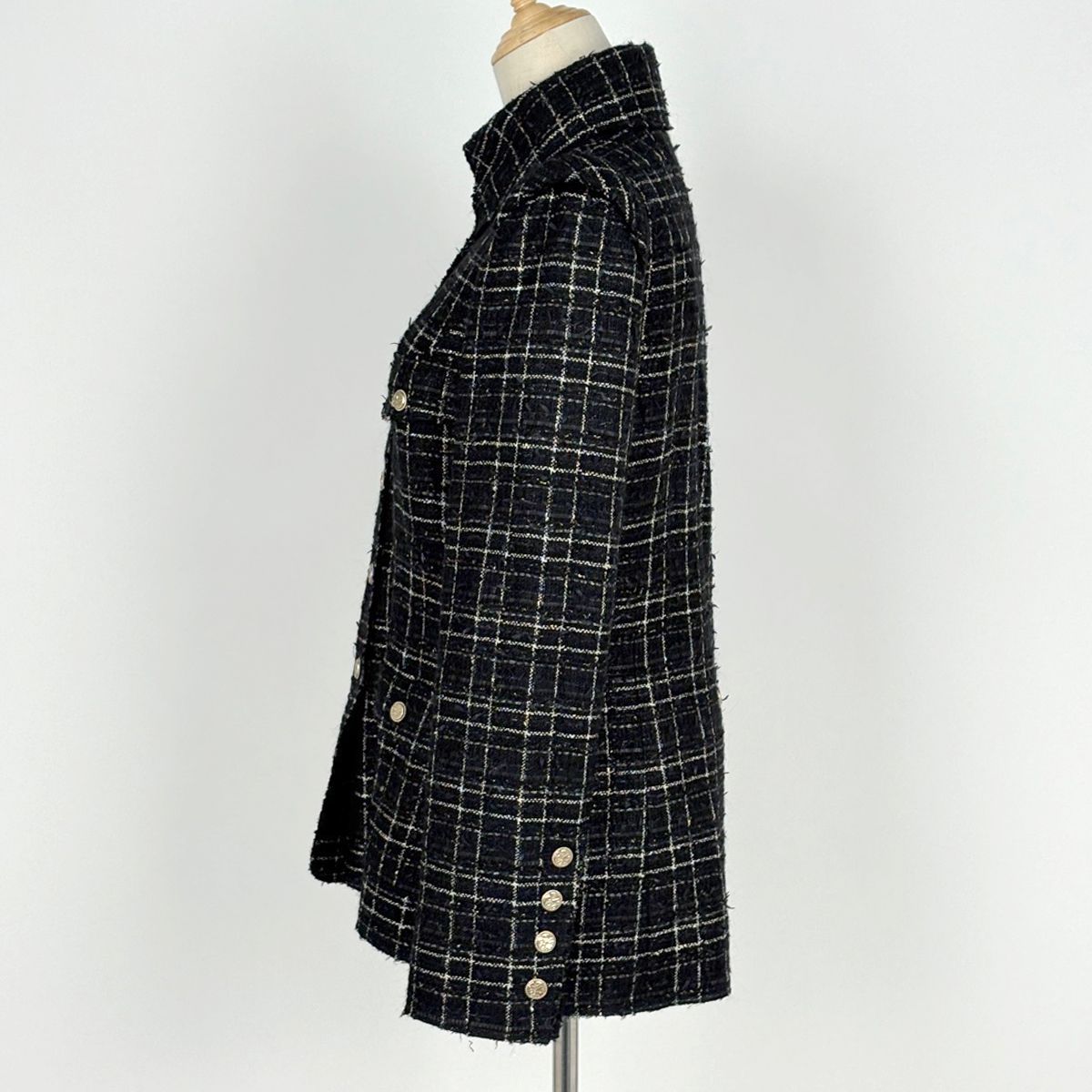 Chanel Tweed Jacket 08c Scissors Motif Button Black — view 2