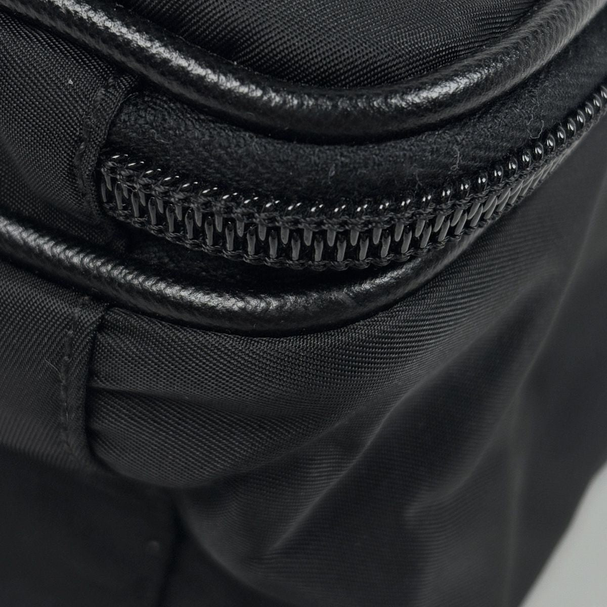 Prada Business 2-Way Briefcase Nylon Nero — view 3