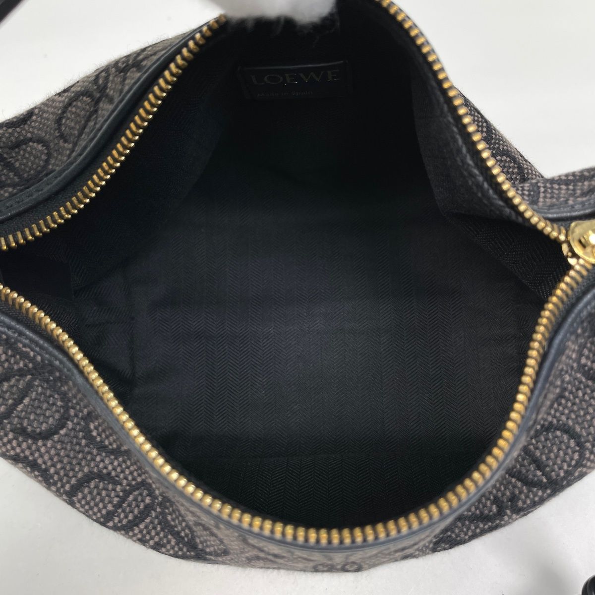 Loewe Cubby Small Handbag Anagram Canvas Black — view 7