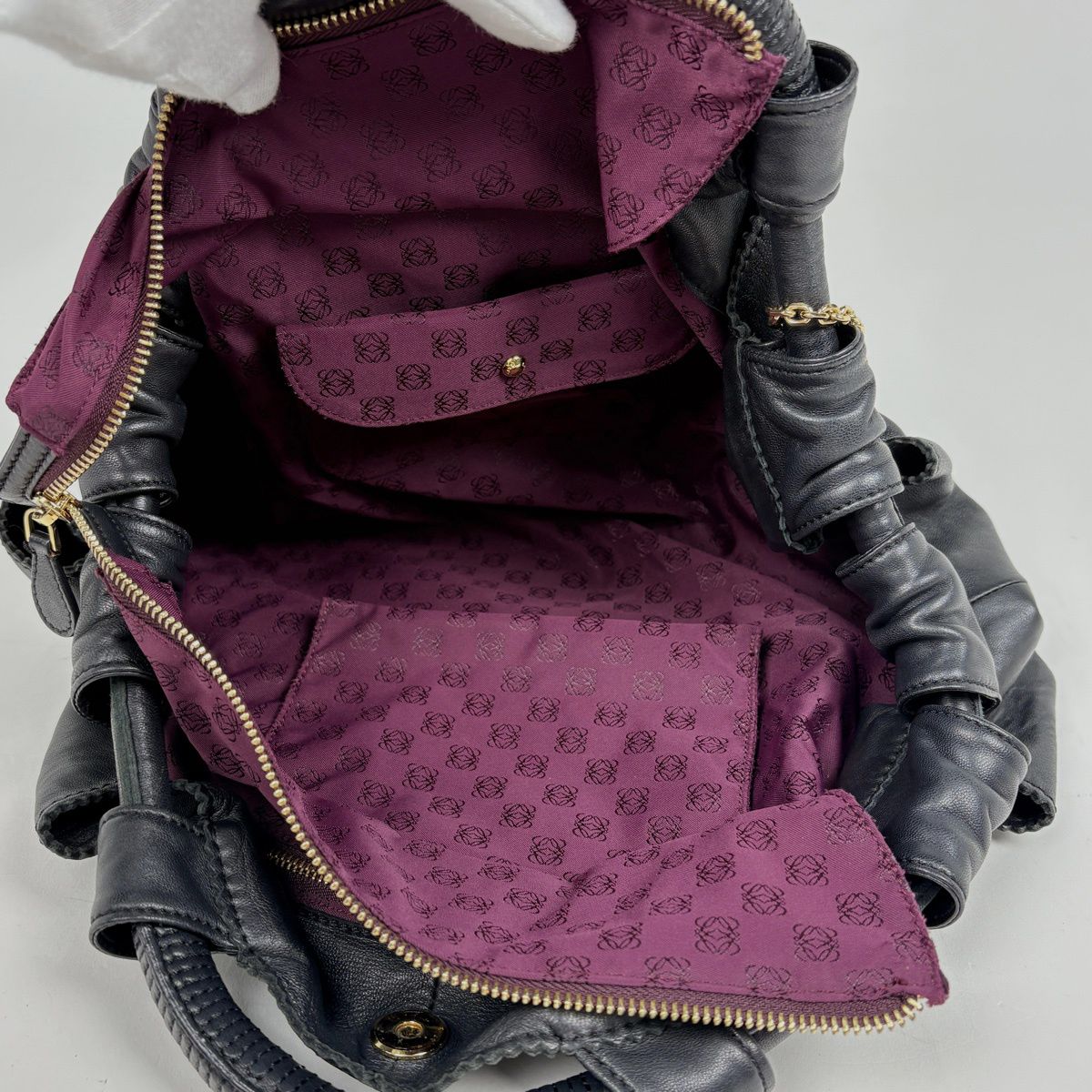 Loewe Nappa Aire Anagram Handbag Leather Black — view 7