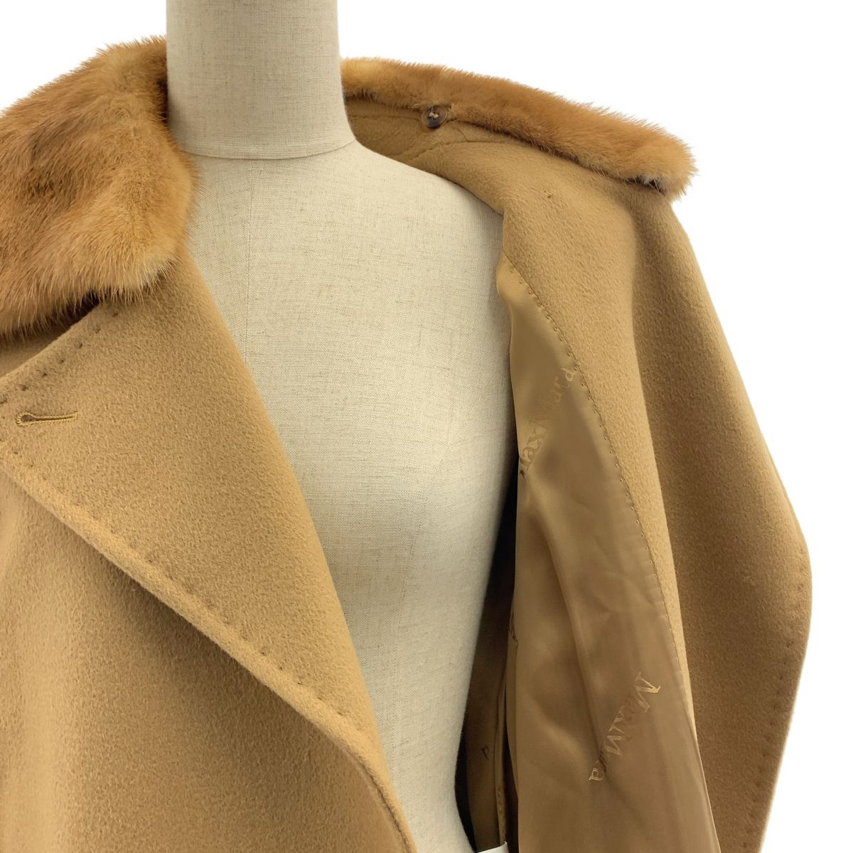 Max Mara Wool Belted Coat Mink Color Removable Logo Fully Lined 42 Beige — view 4