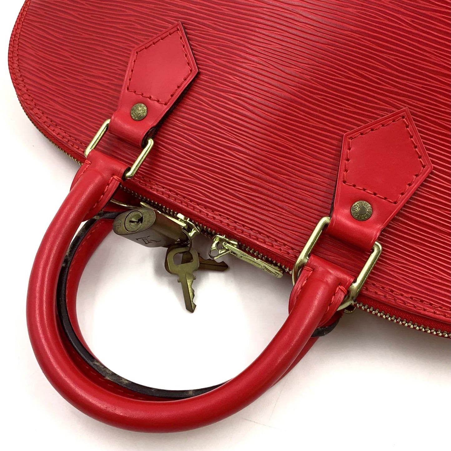 Louis Vuitton Alma Epi Castilian Red Leather Handbag Gold — view 5