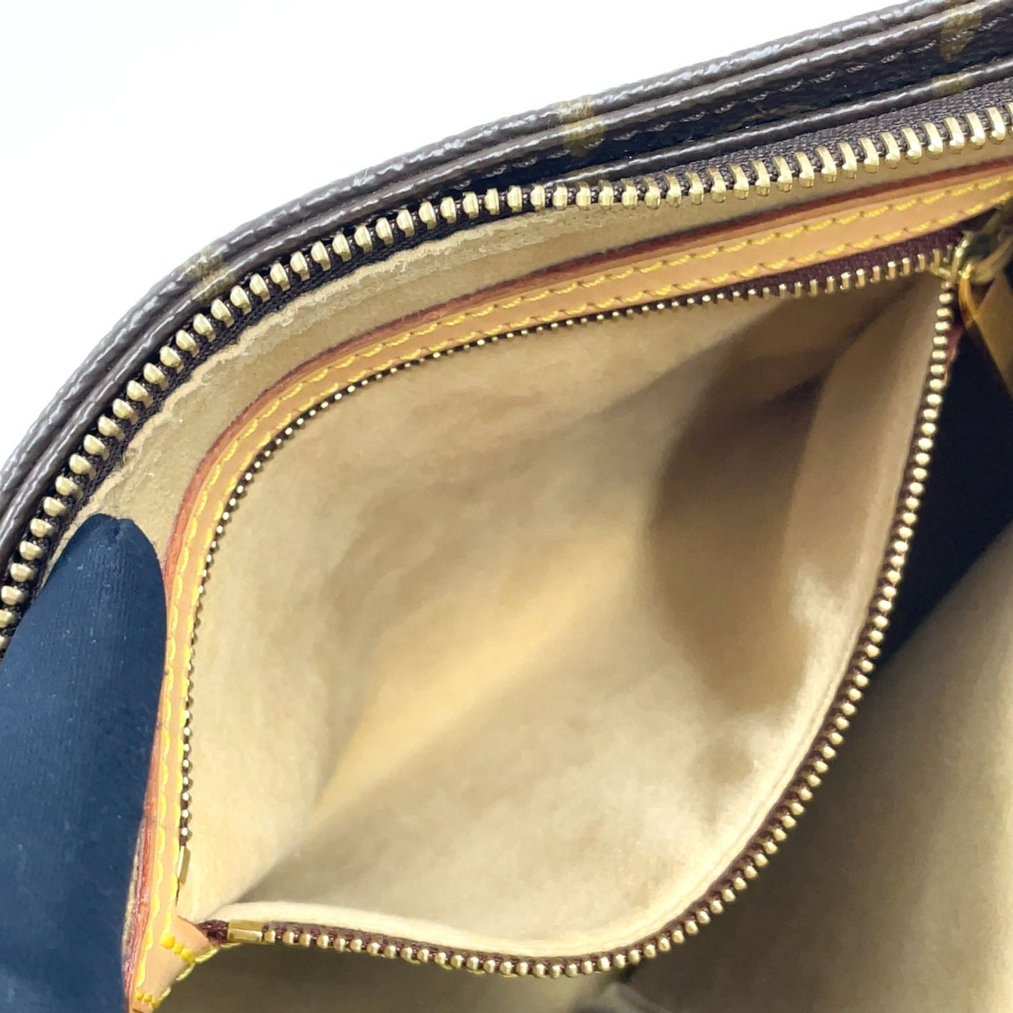 Louis Vuitton Looping Monogram Leather Brown Light Handbag Gold — view 5