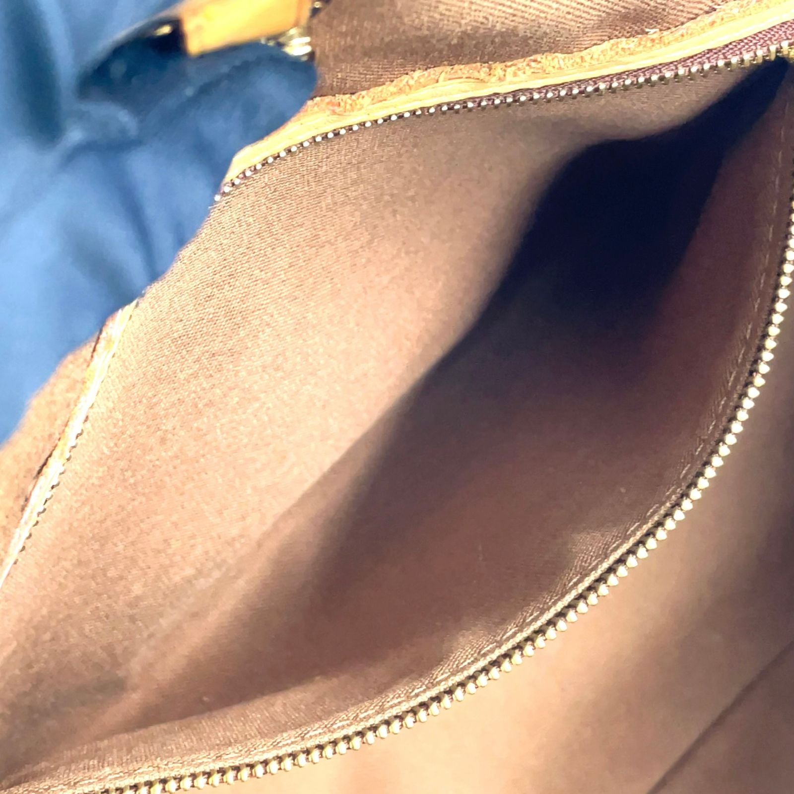Louis Vuitton Batignolles Oriental Monogram Leather Brown Light Tote Gold — view 5