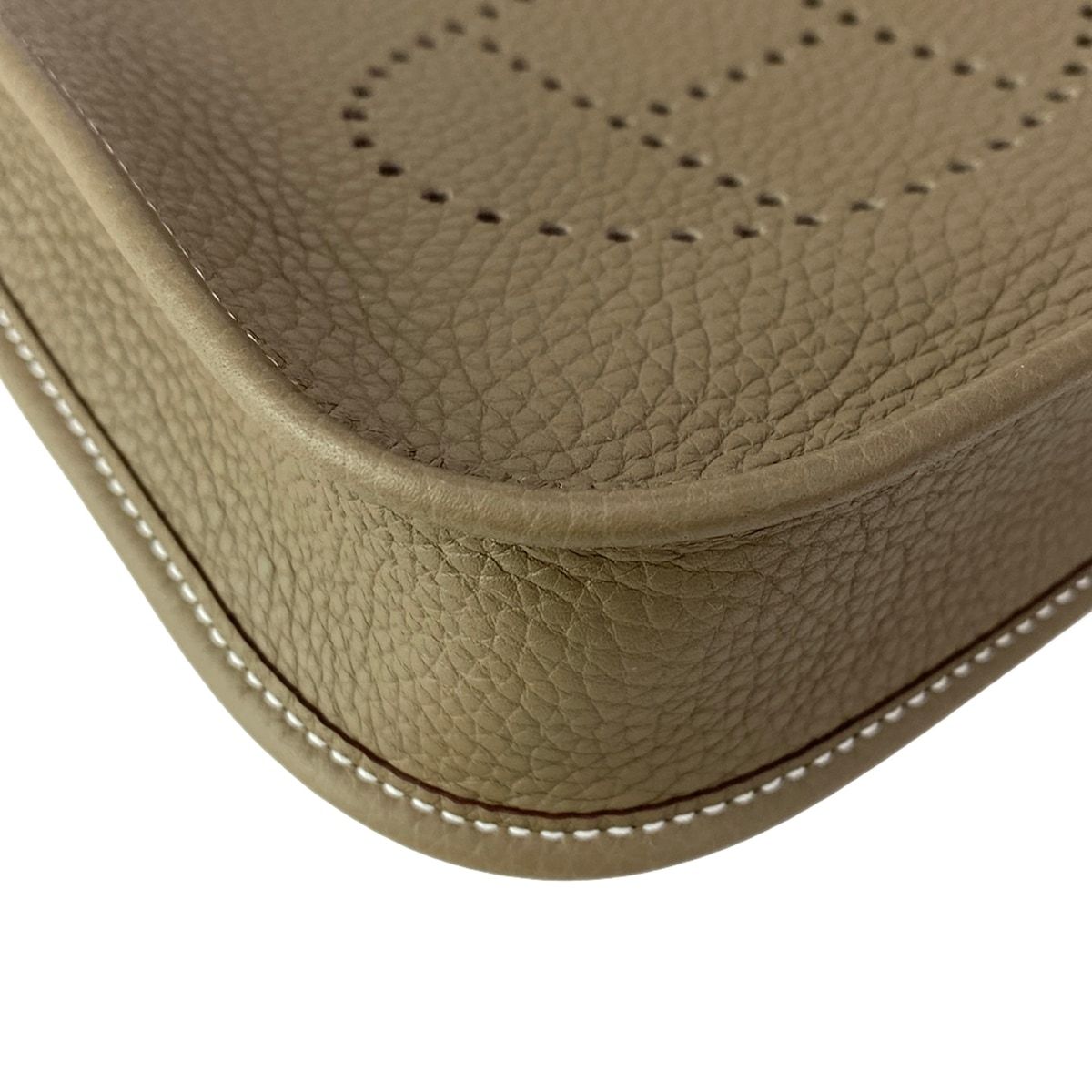 Hermes Shoulder Bag Evelyne TPM Amazon Etoupe Gold — view 7