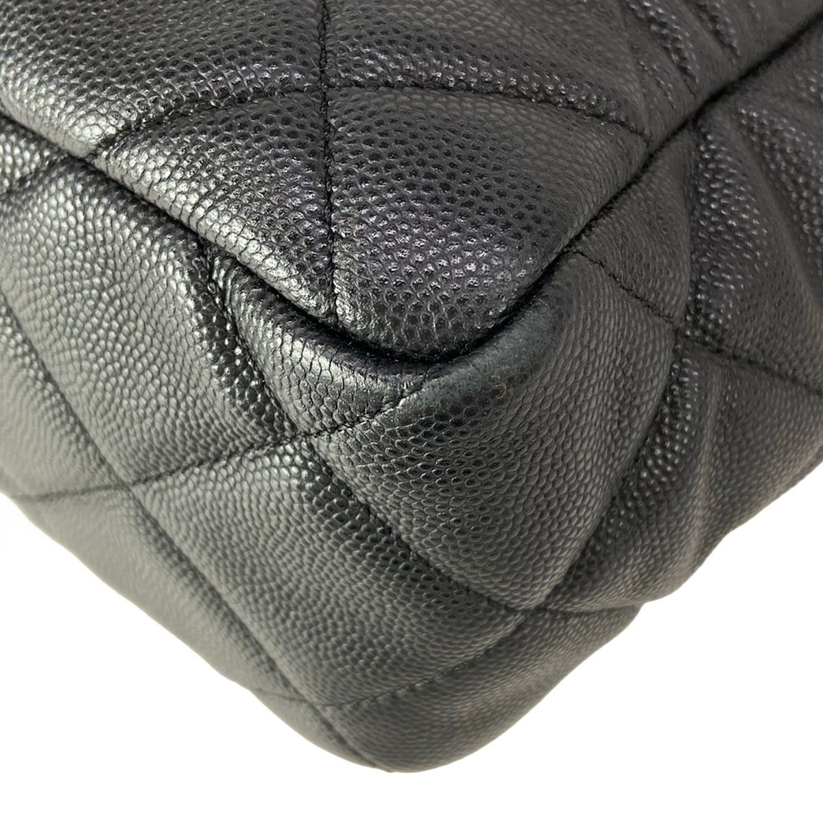 Chanel Shoulder Bag Quilted Hobo Black Metal Chain Gold — view 6