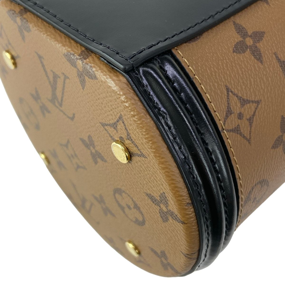 Louis Vuitton Vanity Bag Monogram Reverse Cannes — view 8