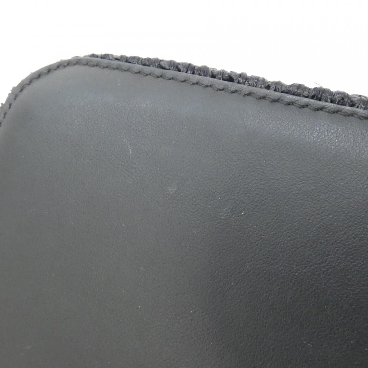 Fendi Shoulder Bag Black — view 3