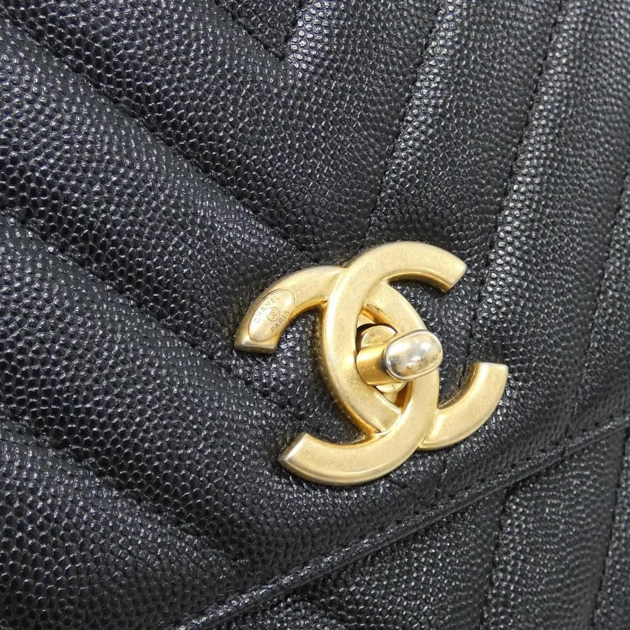 Chanel Bag Handbag Black — view 4