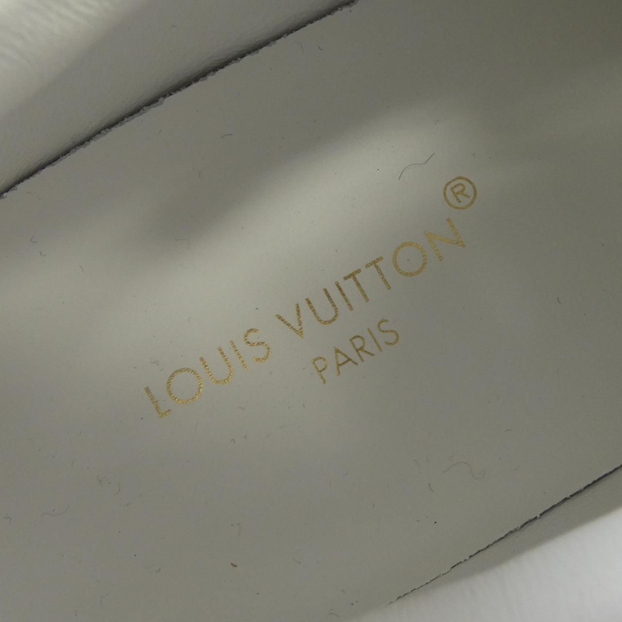 Louis Vuitton Monogram Nylon Trimmed Timeout Line Sneakers — view 6