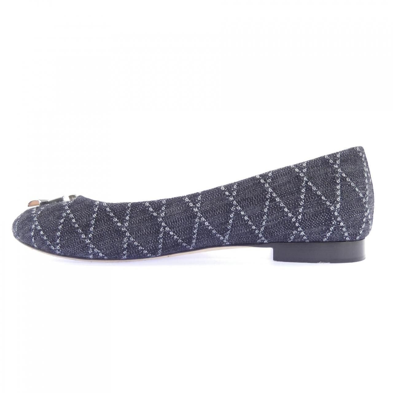 Louis Vuitton LV Twist Shake Line Ballerina Flat Shoes — view 2