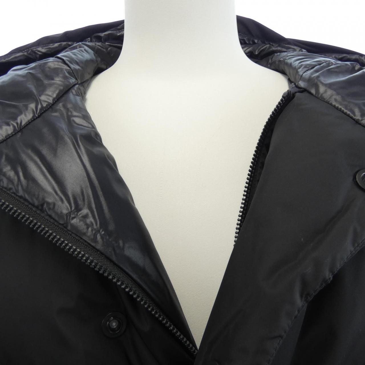 Moncler Erquy Down Jacket — view 7