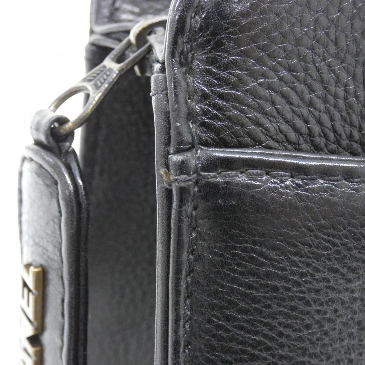 Chanel Vintage Bag Handbag Black — view 6