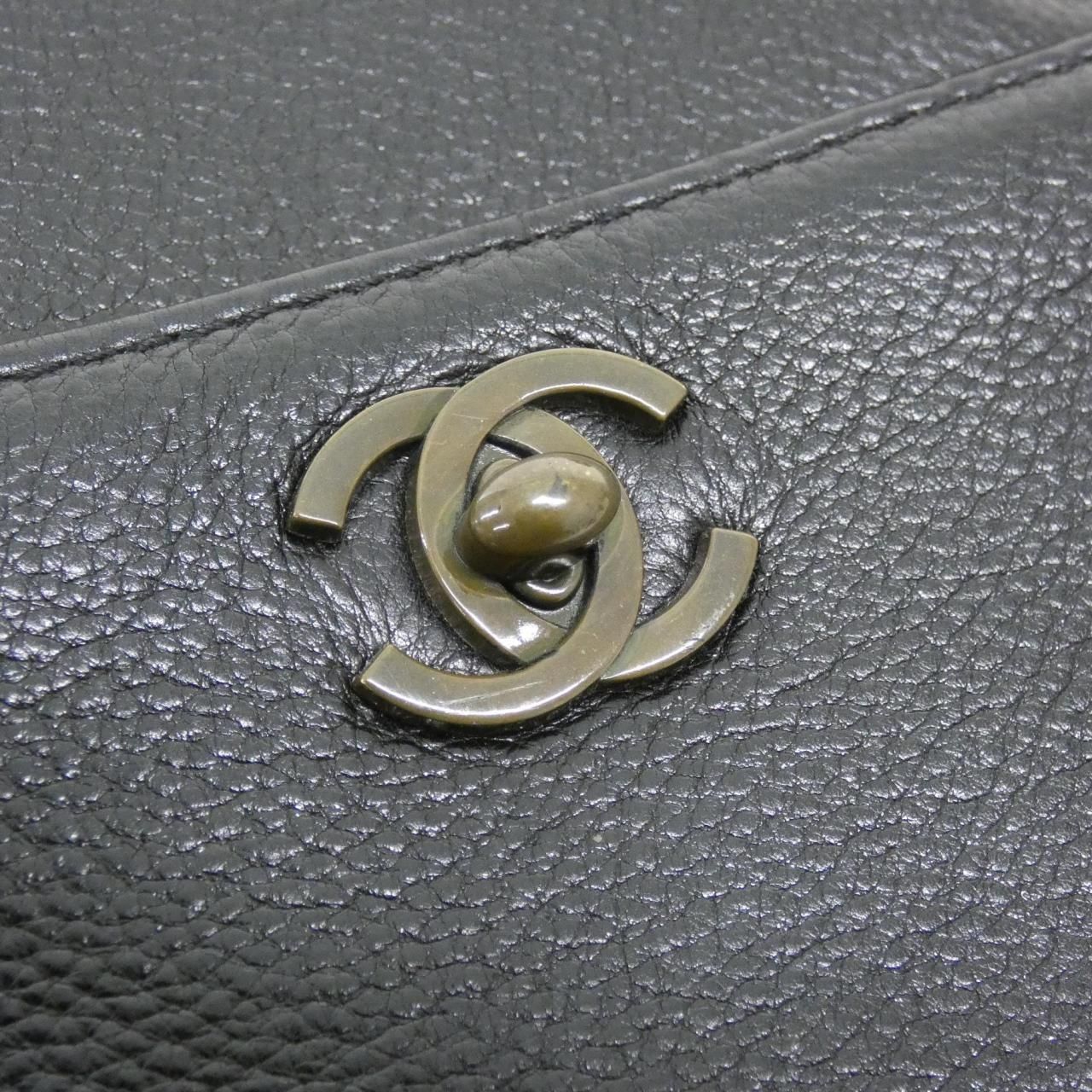 Chanel Vintage Bag Handbag Black — view 4