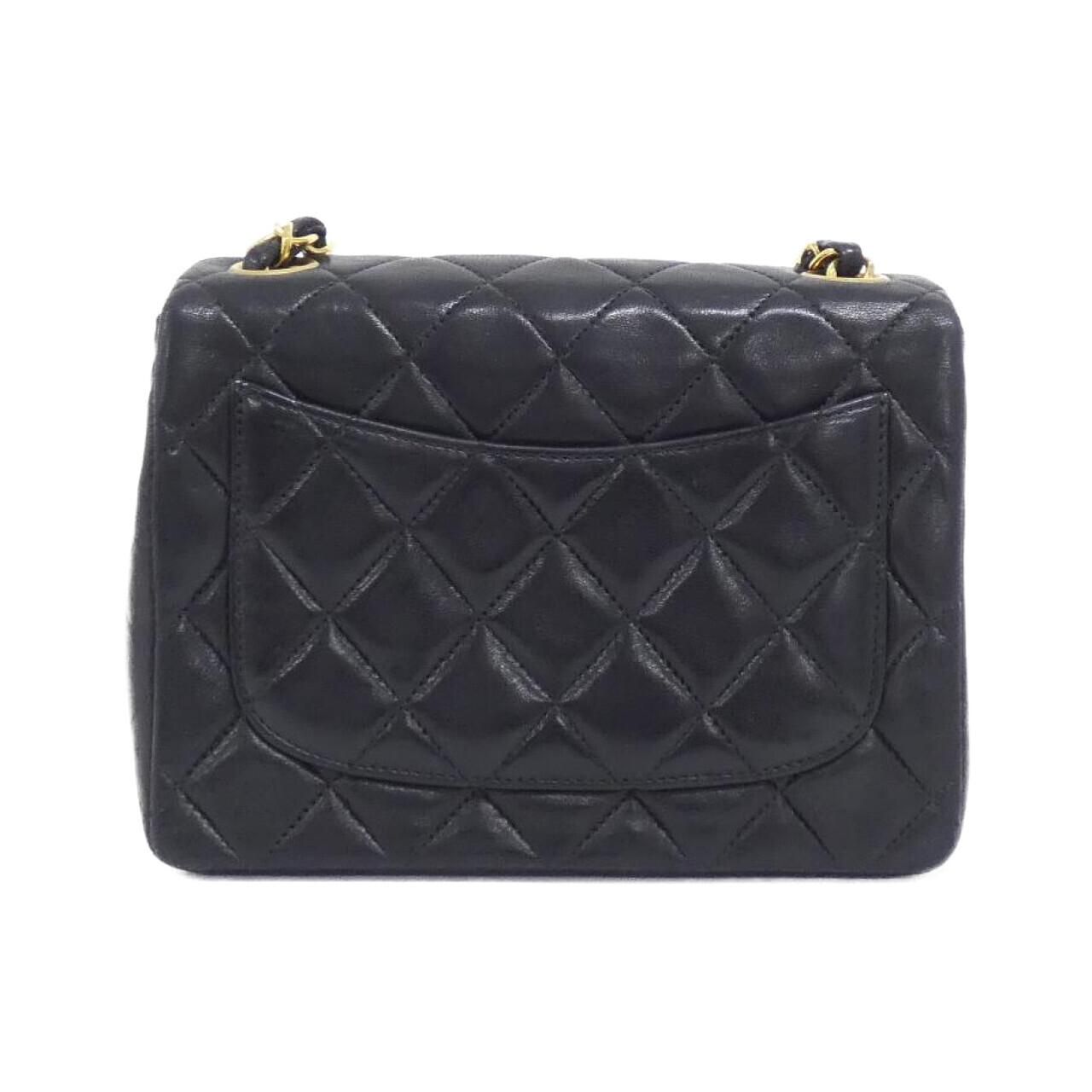 Chanel Vintage Shoulder — view 2