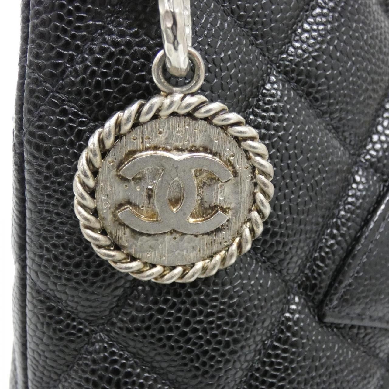 Chanel Vintage Bag Handbag Black — view 4