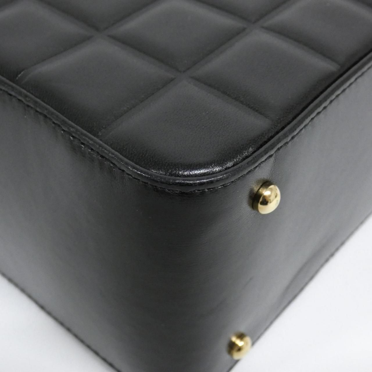 Chanel Vintage Choco Bar Line Shoulder — view 3