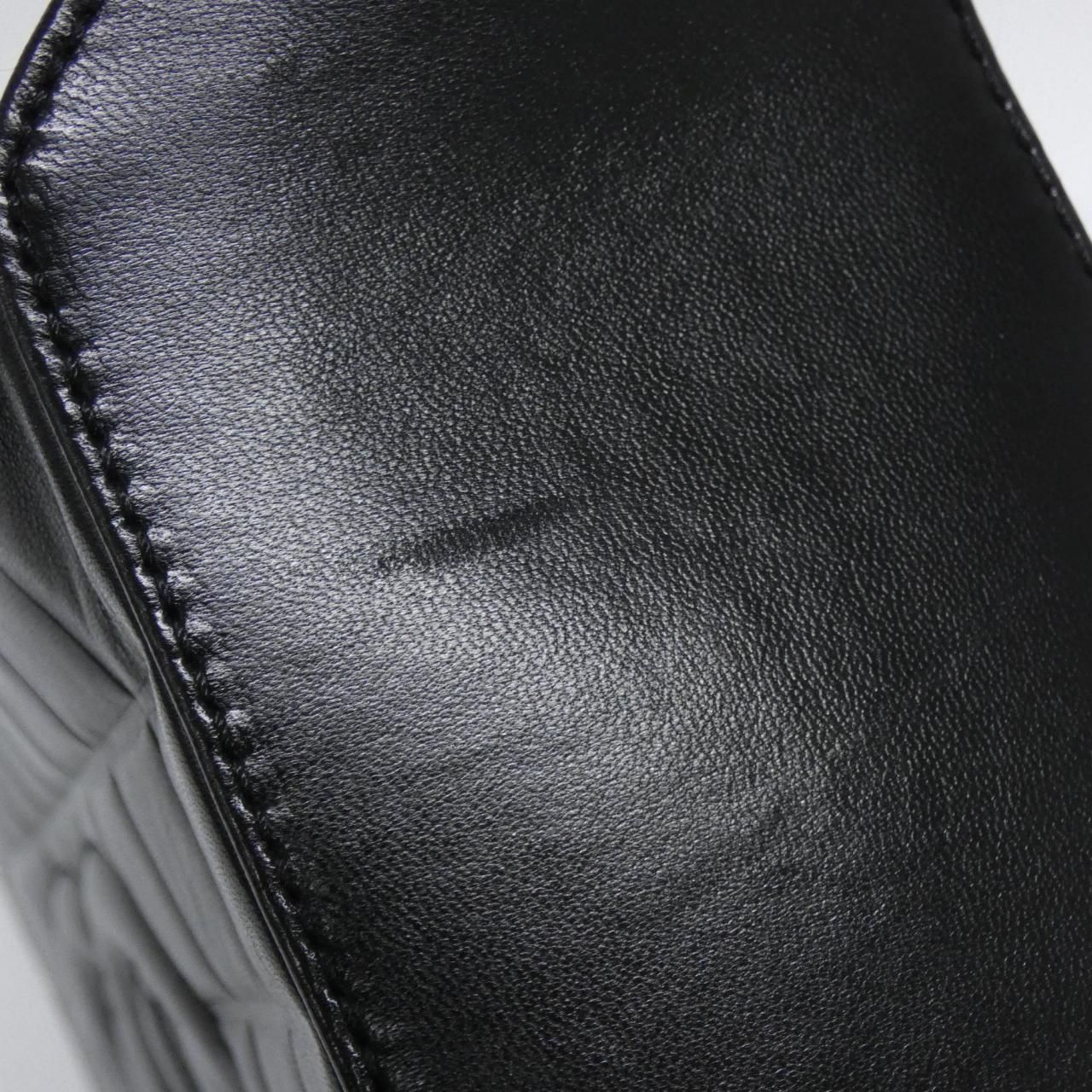 Chanel Vintage Choco Bar Line Shoulder — view 5