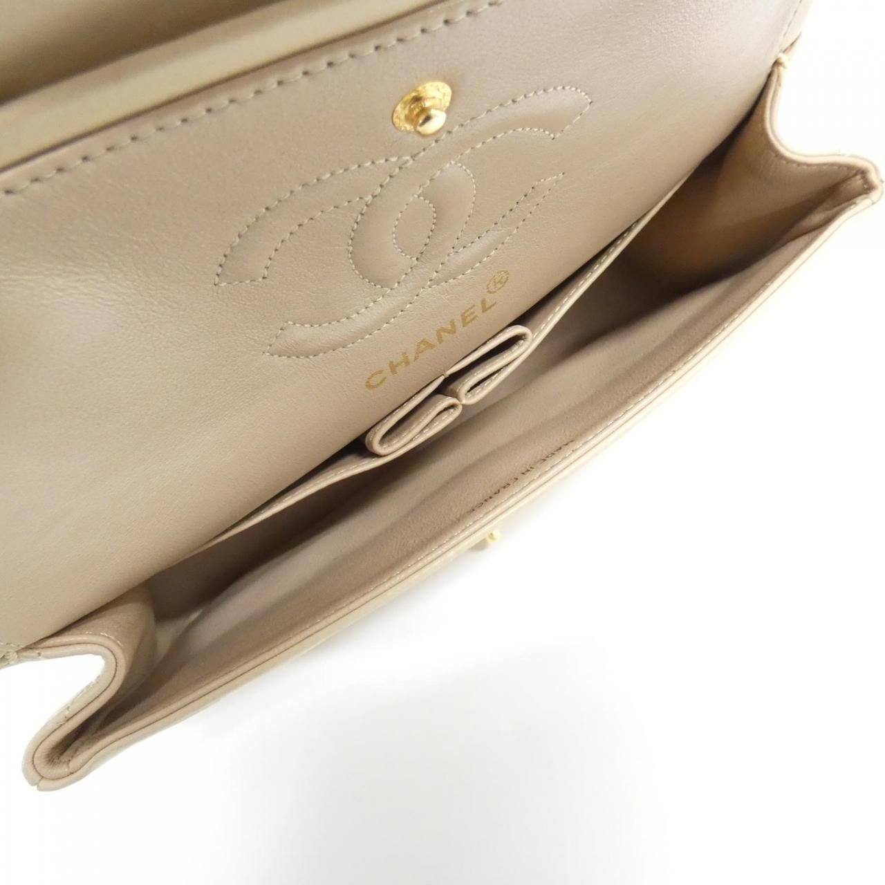 Chanel Vintage Shoulder — view 8