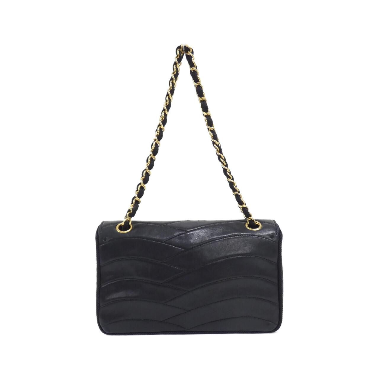 Chanel Vintage Shoulder — view 2
