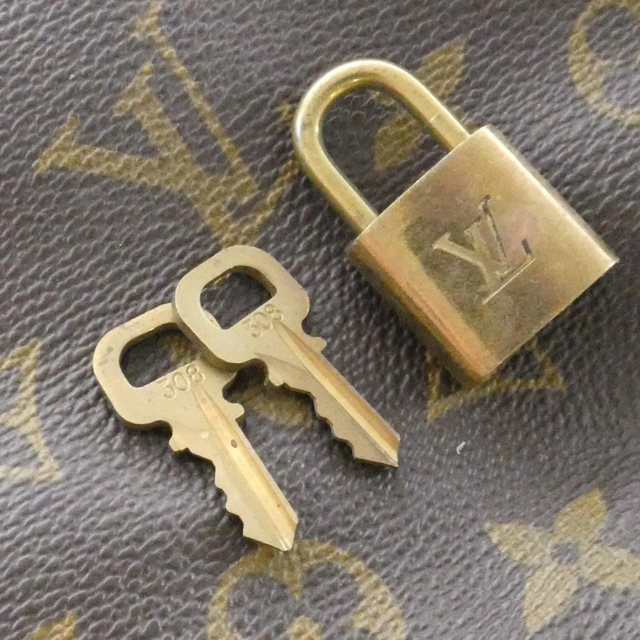 Louis Vuitton Monogram Keepall Bandouliere 60 cm Boston — view 6