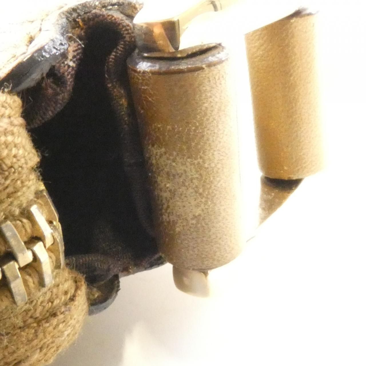 Gucci Shoulder Bag Gold — view 8