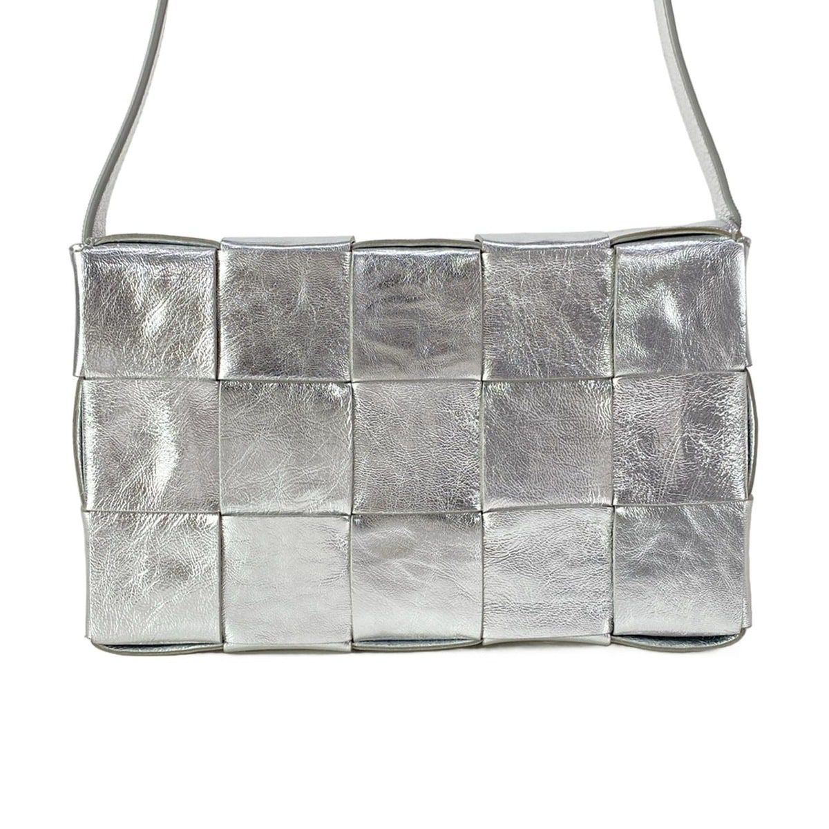 Bottega Veneta Shoulder Bag Cassette Silver Leather — view 3
