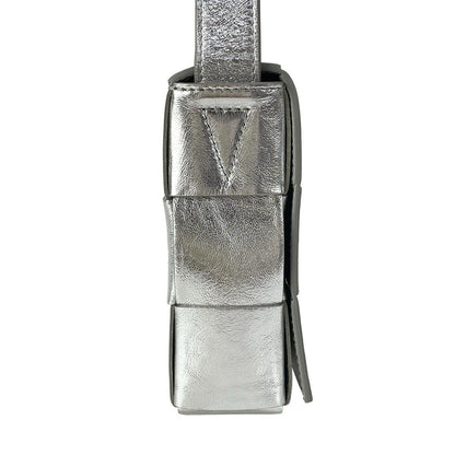 Bottega Veneta Shoulder Bag Cassette Silver Leather — view 2