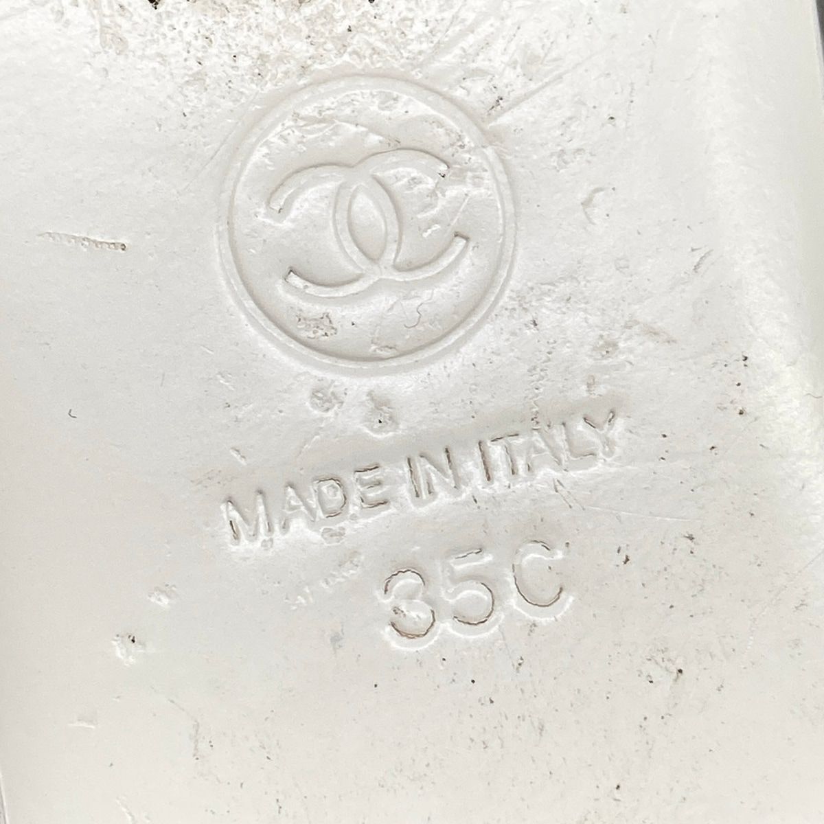 Chanel Mules 35 C White Camellia Leather — view 6