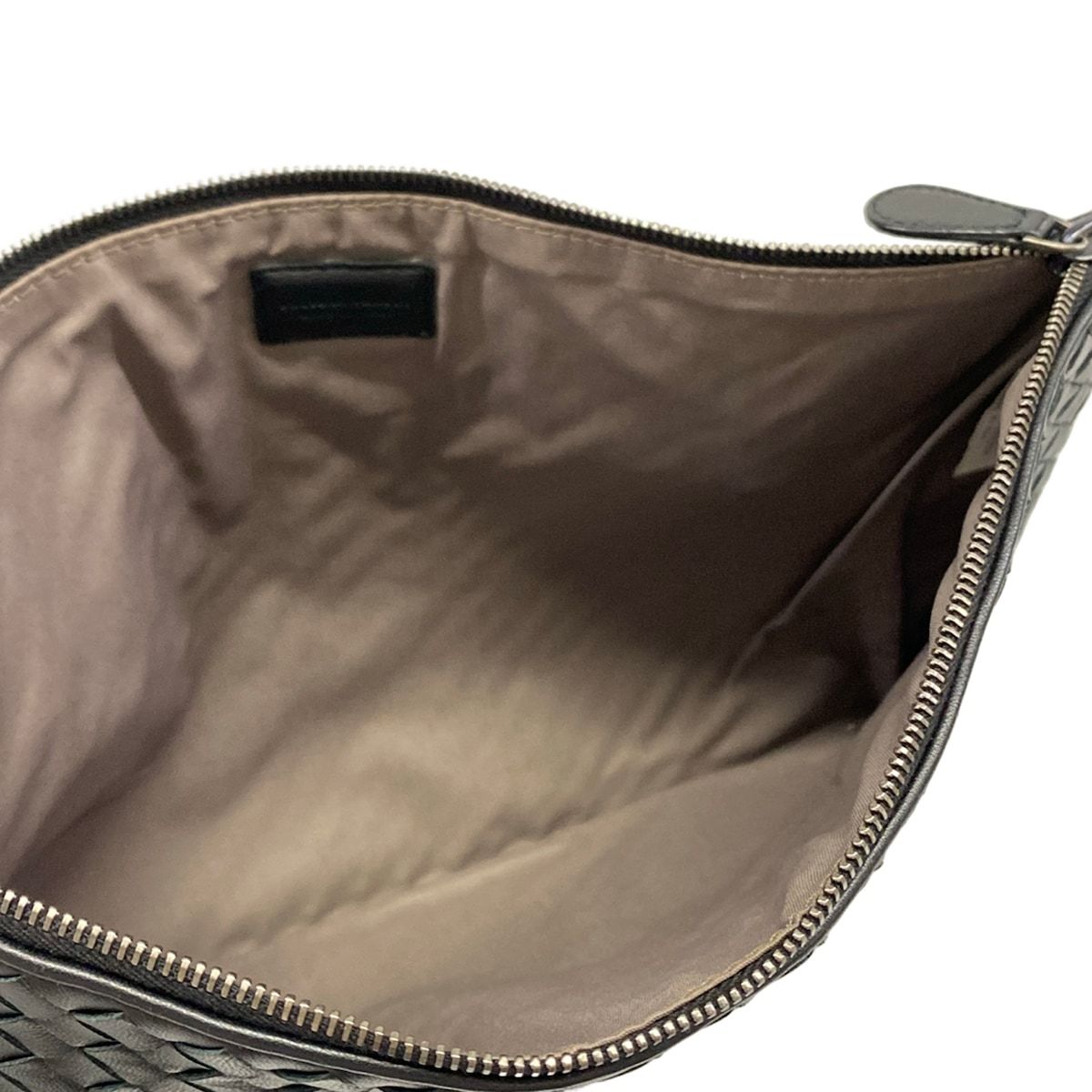 Bottega Veneta Clutch Intrecciato Black Leather — view 7
