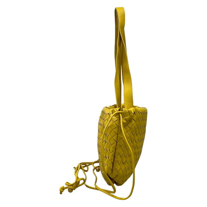 Bottega Veneta Shoulder Bag Small the Valve Intrecciato Yellow Drawstring — view 4