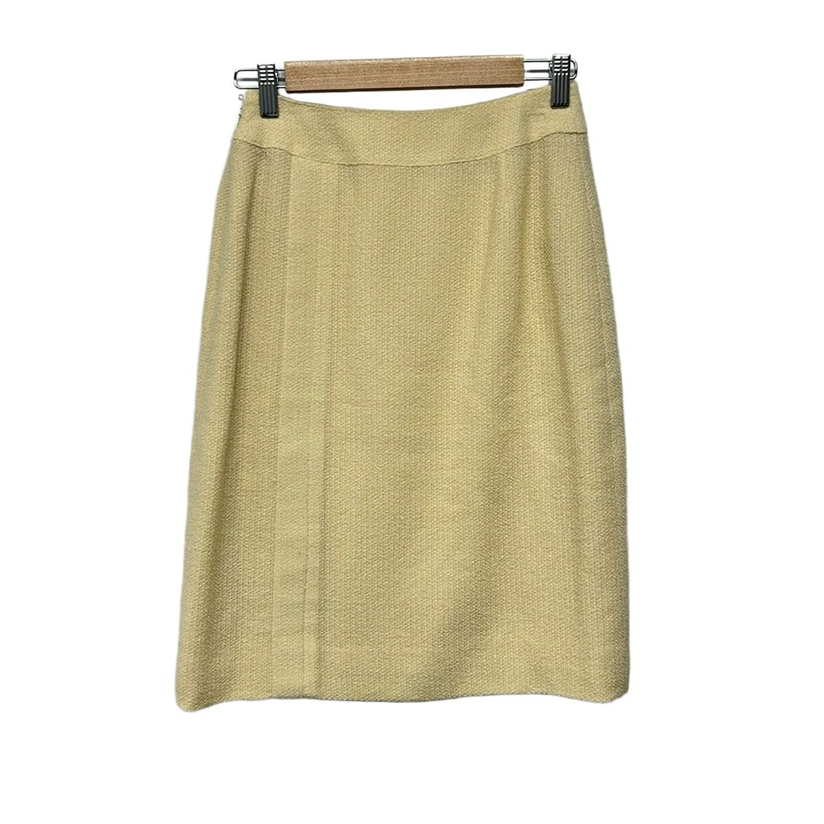 Chanel Skirt 38 M Ivory Knee Length — view 2