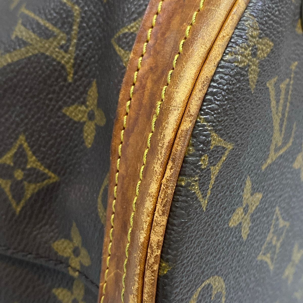 Louis Vuitton Shoulder Bag Monogram Bucket GM — view 6