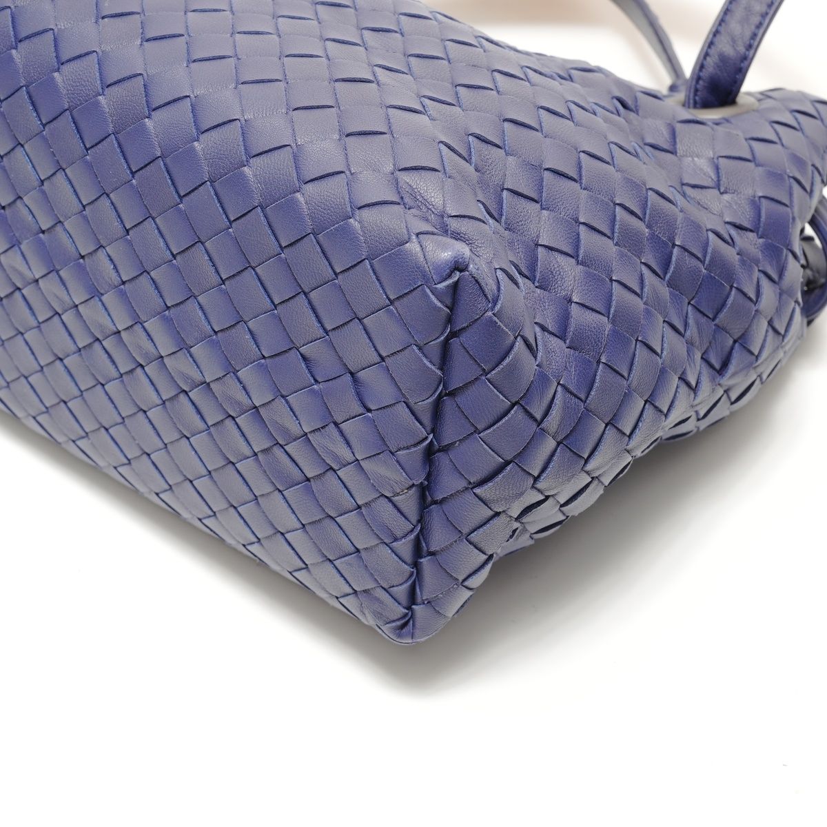 Bottega Veneta Handbag Intrecciato — view 6