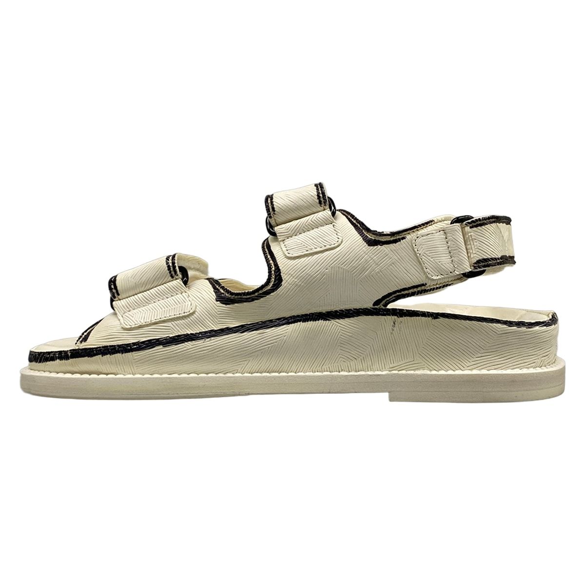 Chanel Sandals 34 C White Black CC Logo Velcro Leather — view 3