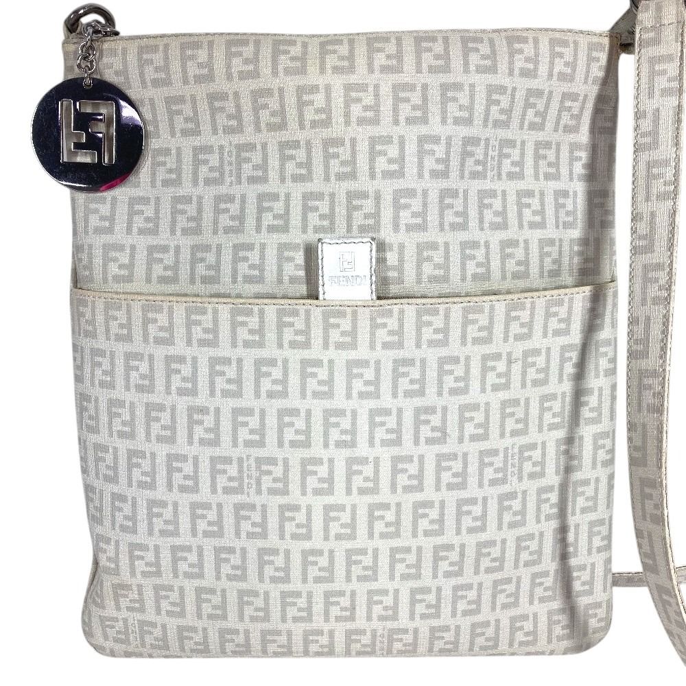 Fendi Shoulder Bag Zucchino Logo Leather White — view 3